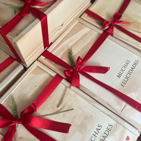 Presentación FIN DE AÑO en cajas de madera