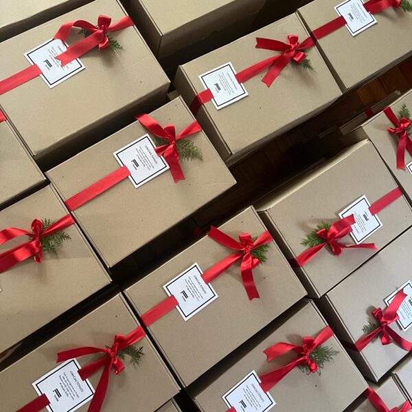 Presentación FIN DE AÑO en cajas kraft